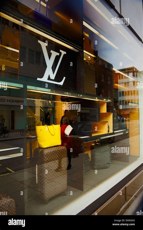 Louis Vuitton uk Oxford street